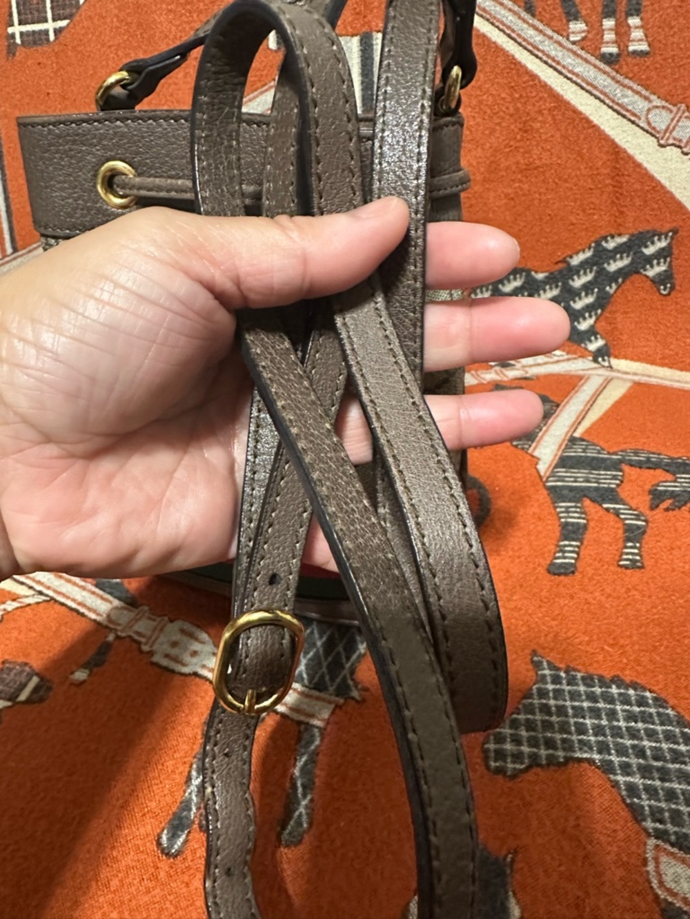 GUCCI ❤️🌟 GG CANVAS MINI BUCKET BAG ⭐️ - Picture 11 of 11